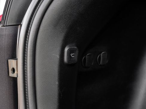 Used 2022 Jeep Cherokee Limited image 64