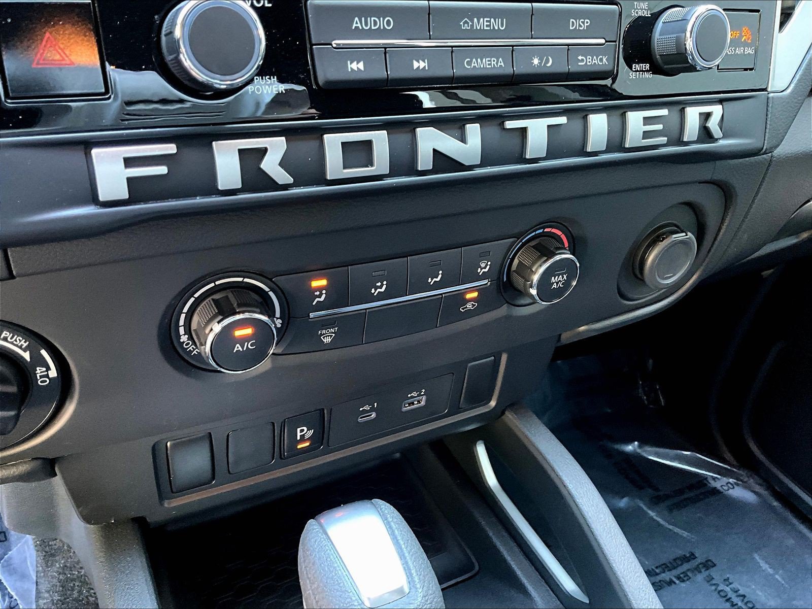 Used 2025 Nissan Frontier SV AWD/4WD image 16