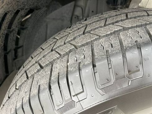 Used 2025 Land Rover Defender 110 S AWD/4WD image 31