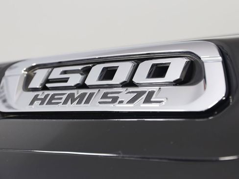 Used 2020 RAM 1500 Big Horn AWD/4WD image 23