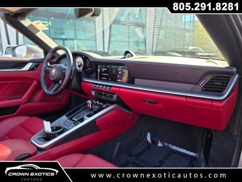 Used 2021 Porsche 911 Turbo image 43