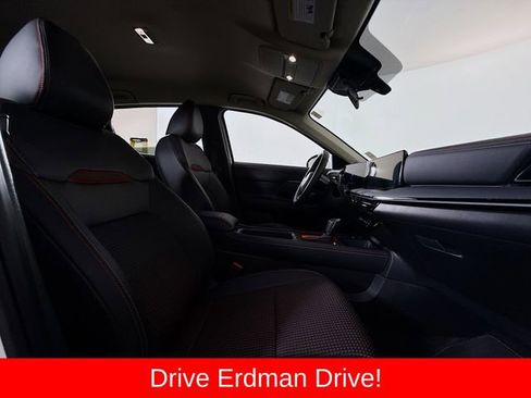 Used 2025 Nissan Kicks SR FWD image 24