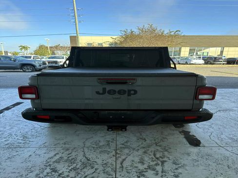 Used 2020 Jeep Gladiator Sport w/ Quick Order Package 24S image 4