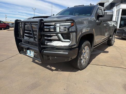 Used 2024 Chevrolet Silverado 2500 High Country w/ High Country Premium Package image 6