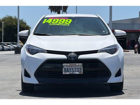 Used 2017 Toyota Corolla L w/ Carpet Mat Package (TMS) FWD image 9