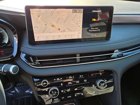 Certified 2025 INFINITI QX60 Luxe w/ Black Edition AWD/4WD image 26