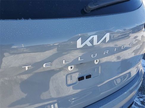 Used 2023 Kia Telluride EX X-Line image 5