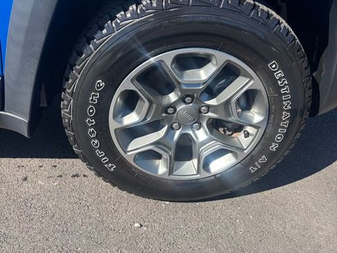 Used 2022 Jeep Cherokee Trailhawk image 17