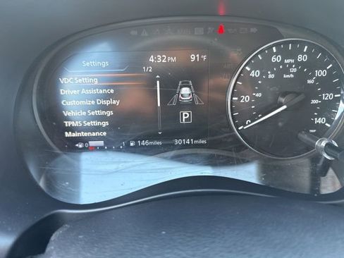 Used 2023 Nissan Kicks SR w/ SR Premium Package FWD image 29