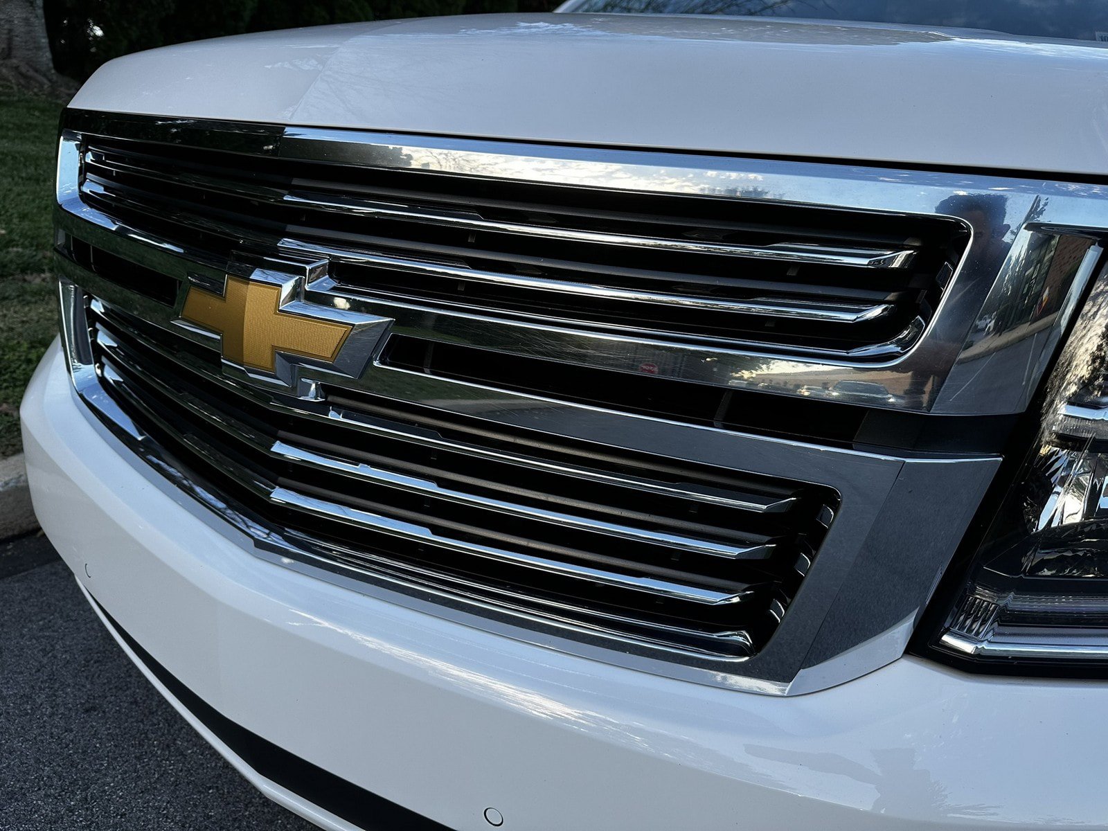 Used 2018 Chevrolet Suburban Premier AWD/4WD image 56