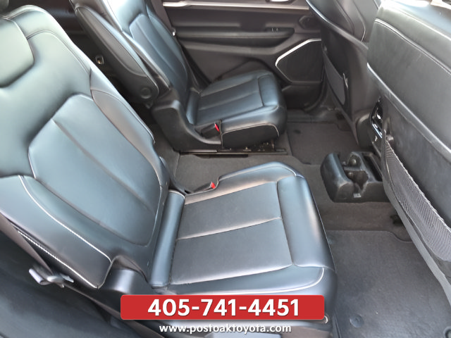 Used 2021 Jeep Grand Cherokee L Limited AWD/4WD image 37