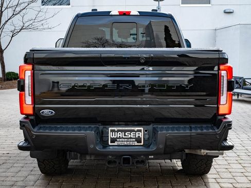 Used 2025 Ford F250 Platinum image 7