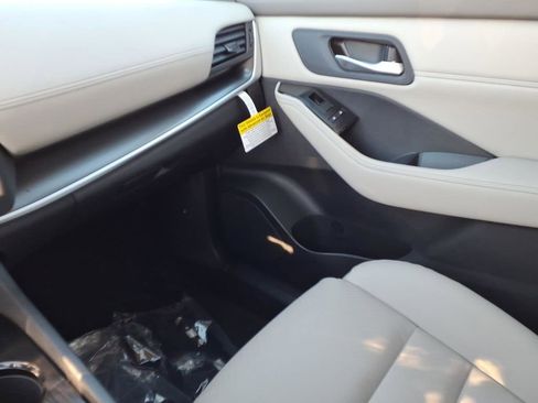 New 2026 Nissan Rogue SV image 23