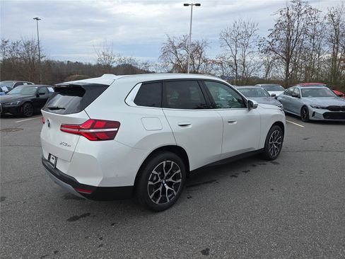 New 2026 BMW X3 xDrive30 w/ Convenience Package image 3