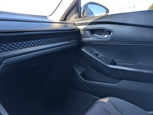 Used 2023 Honda Accord LX image 30