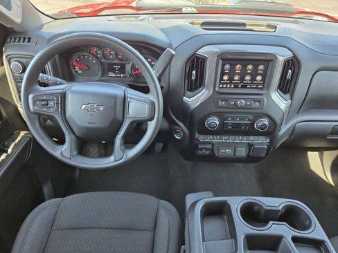 Used 2025 Chevrolet Silverado 1500 Custom Trail Boss w/ Turbomax Blackout Package AWD/4WD image 6