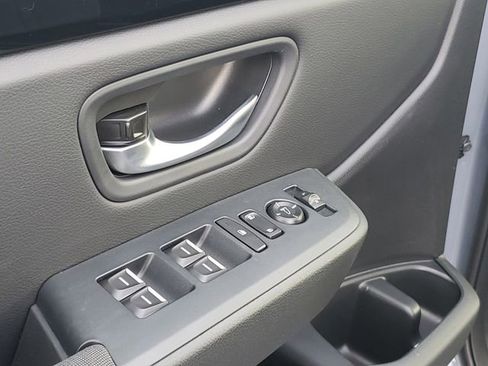 New 2025 Honda Pilot Sport image 10