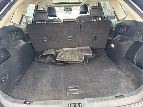 Used 2024 Ford Edge SEL w/ Convenience Package image 11