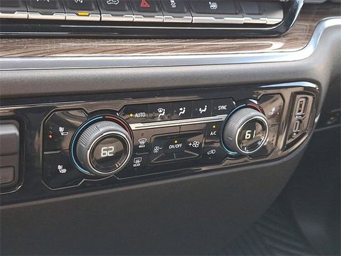 Certified 2023 Chevrolet Silverado 1500 LT image 18