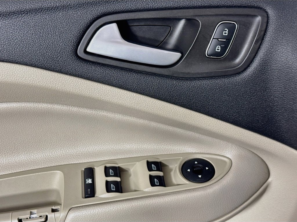 Used 2018 Ford Escape SEL FWD image 21