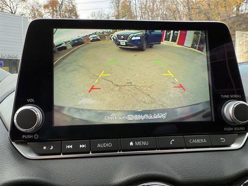 Used 2022 Nissan Sentra SV w/ All-Weather Package image 19