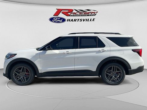 New 2026 Ford Explorer ST-Line w/ ST-Line Street Pack RWD image 6