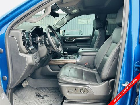 Used 2022 Chevrolet Silverado 1500 LT Trail Boss w/ LT Trail Boss Premium Package image 3