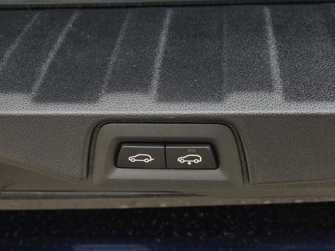 New 2026 BMW X5 M60i image 9