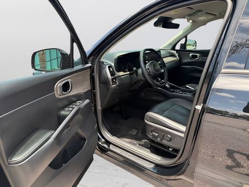 Used 2023 Kia Sorento EX FWD image 15