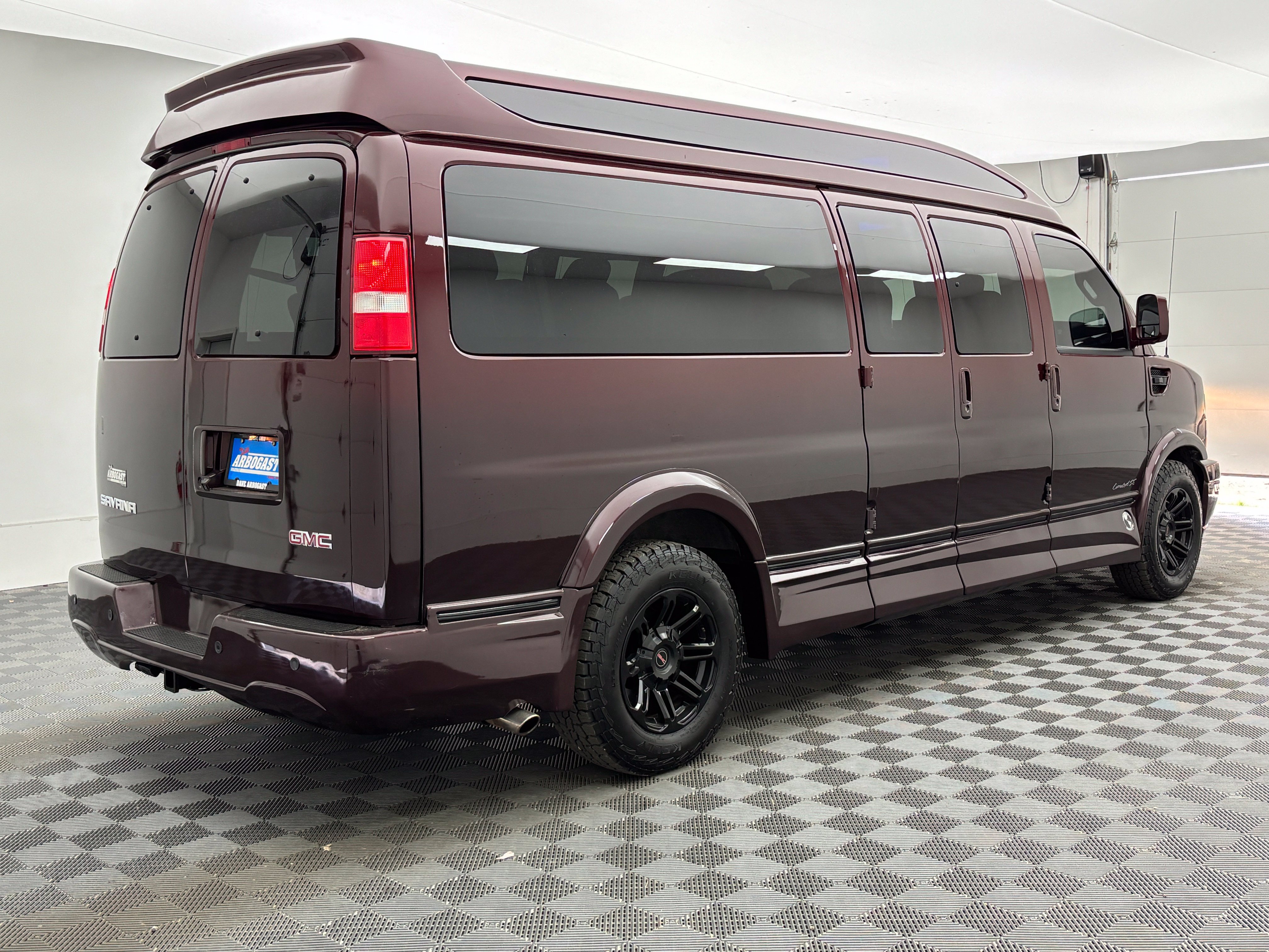 Used 2020 GMC Savana 2500 Extended w/ Enhanced Convenience Package RWD image 7