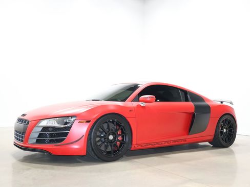 Used 2012 Audi R8 GT image 3
