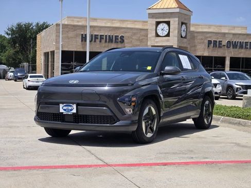 Certified 2024 Hyundai Kona SEL FWD image 3