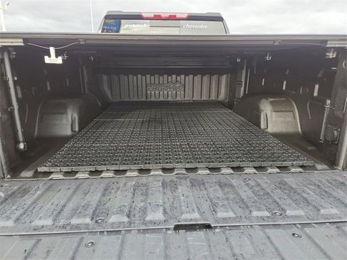 Certified 2024 Chevrolet Silverado 1500 High Country w/ Midnight Edition image 26