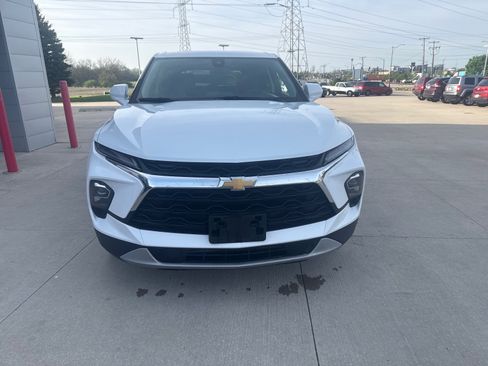 Used 2025 Chevrolet Blazer LT image 7