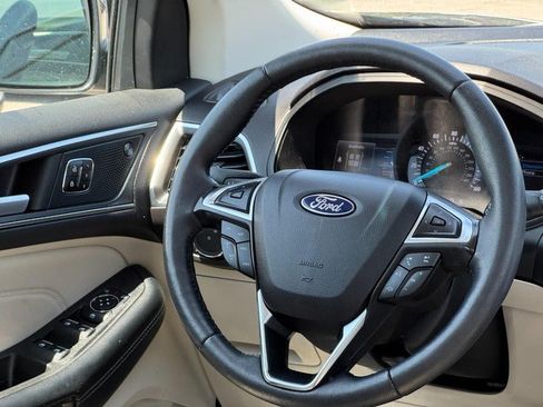 Used 2024 Ford Edge Titanium AWD/4WD image 12