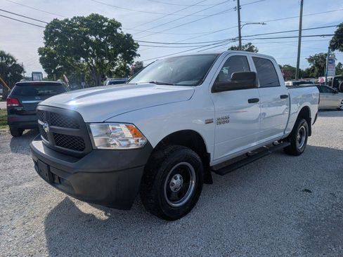 Used 2013 RAM 1500 Tradesman w/ Popular Equipment Group AWD/4WD image 3