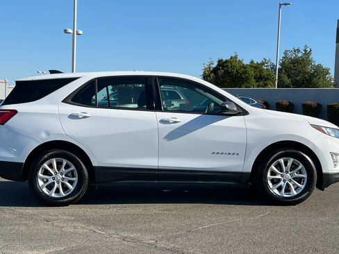 Used 2019 Chevrolet Equinox LS FWD image 6
