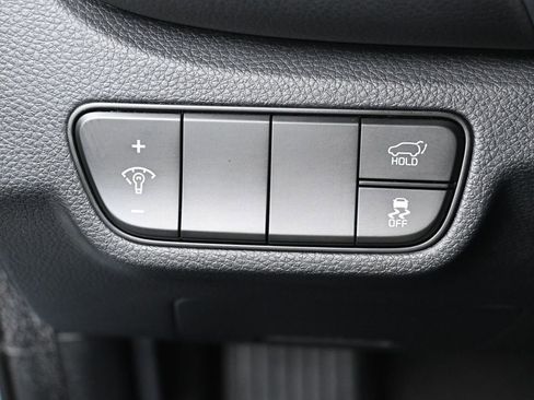 Used 2025 Kia Seltos SX w/ SX Sunroof Package image 14