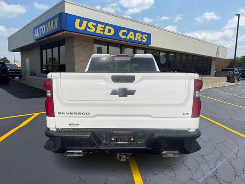 Used 2025 Chevrolet Silverado 1500 LT Trail Boss w/ Convenience Package II AWD/4WD image 6