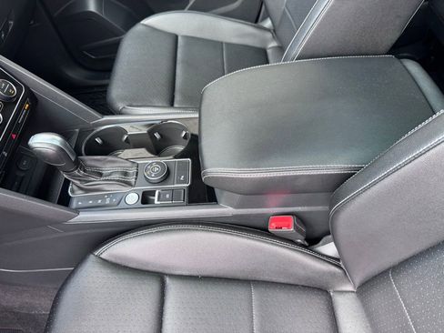 Used 2022 Volkswagen Atlas SE image 16