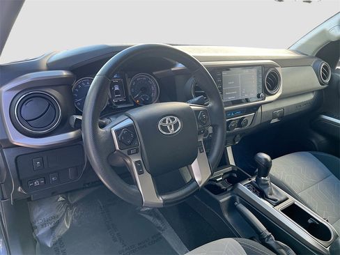 Used 2022 Toyota Tacoma SR5 image 9