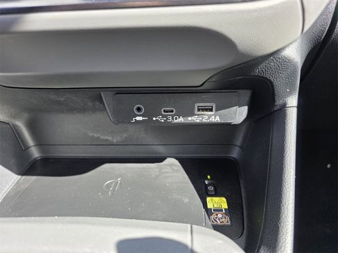 Used 2024 Subaru Crosstrek 2.5i Limited image 25