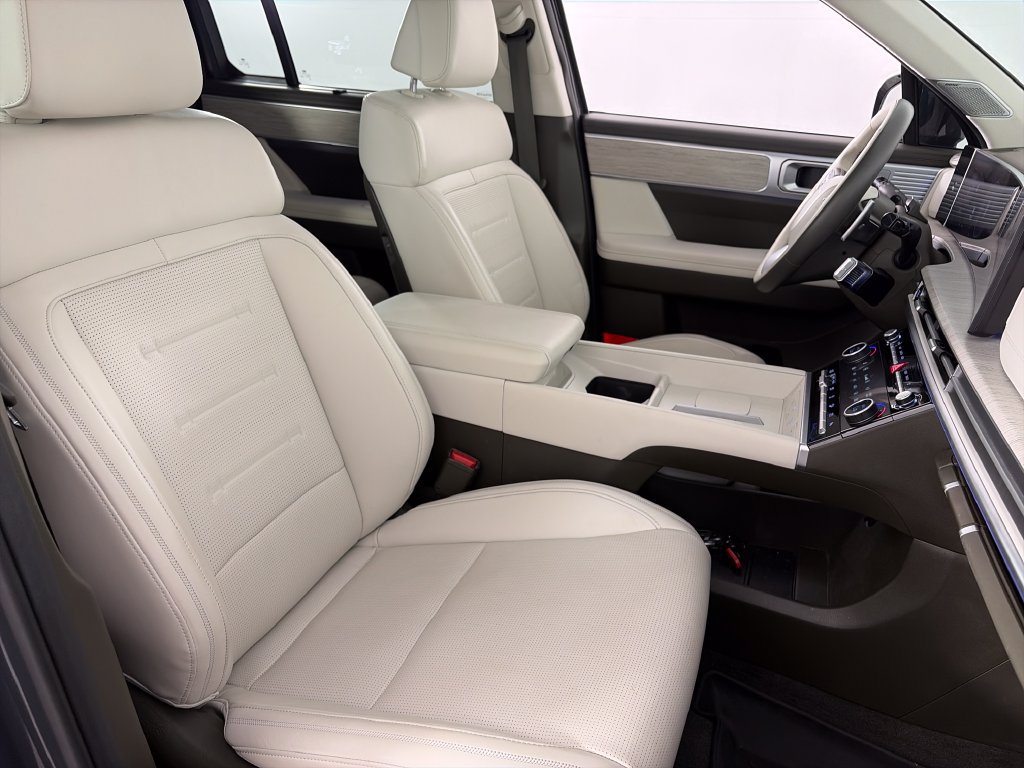 Used 2025 Hyundai Santa Fe Calligraphy AWD/4WD image 30