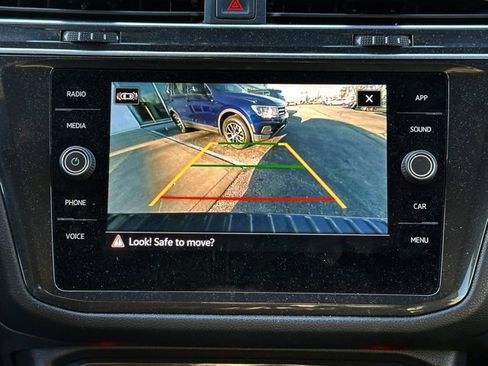 Used 2023 Volkswagen Tiguan SE R-Line image 26