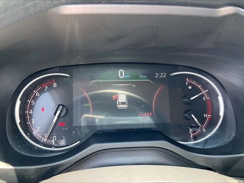 Used 2025 Toyota RAV4 XLE FWD image 26