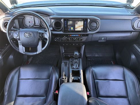 Used 2017 Toyota Tacoma TRD Pro image 13