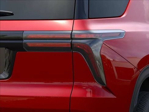 New 2026 Chevrolet Traverse LT FWD image 11