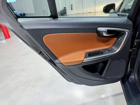 Used 2015 Volvo S60 T5 Premier image 35