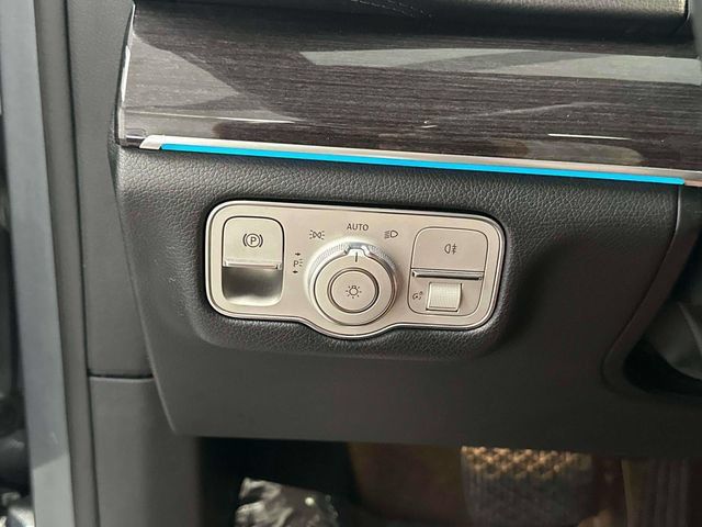 Used 2020 Mercedes-Benz GLS 450 4MATIC image 30