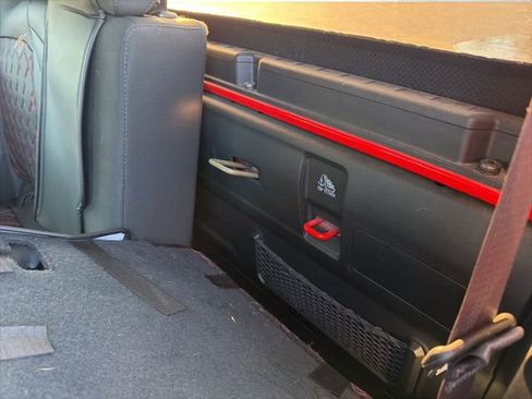 Used 2020 Jeep Gladiator Sport w/ Quick Order Package 24S image 9